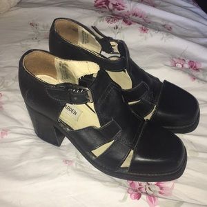 COPY - 90’s leather platform sandals